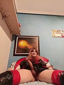 Snapshot of AriSplurt chatting on 11-21-25, 01:37 AriSplurt online show from 11-21-25, 01:37