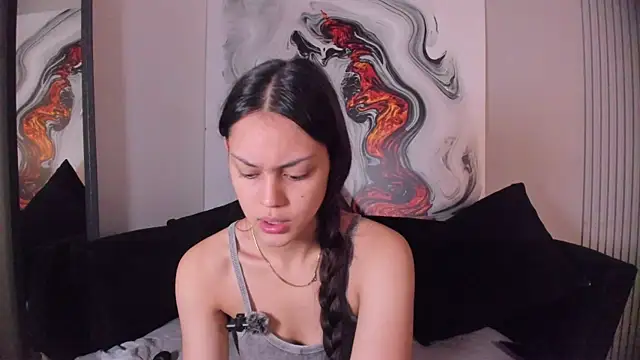 Charlottegray 1 online show from 11-14-25, 07:56