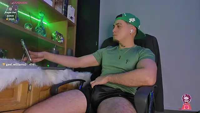 Gael williams1 online show from 10-14-25, 07:25