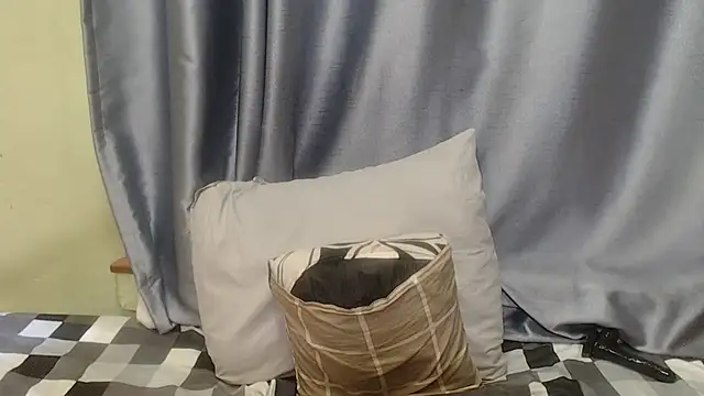 HornyEbony4u online show from 02-04-26, 03:51