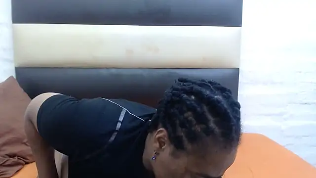 AFRICANBOOTYLICIOUSxxx online show from 09-21-25, 07:59