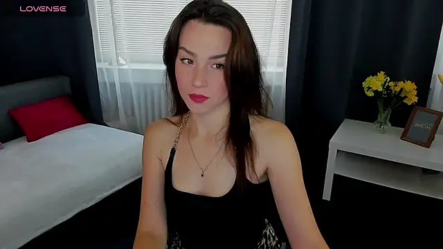 StellaNightt online show from 09-30-25, 02:22