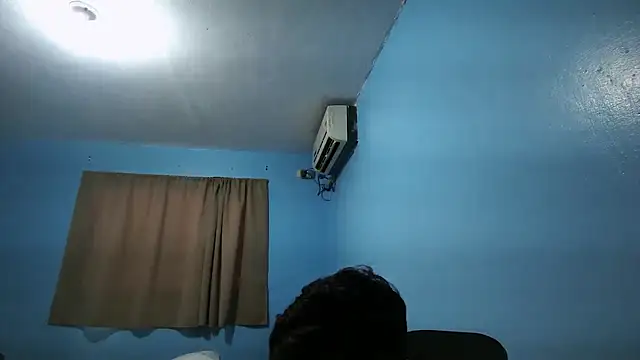 Jaket lovers online show from 10-14-25, 07:36