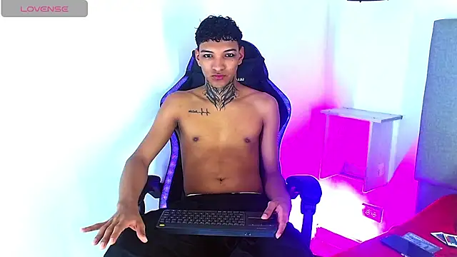 Rick Wade online show from 02-13-26, 03:57