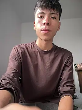 Snapshot of MaxiWildd chatting on 03-18-26, 09:07 MaxiWildd online show from 03-18-26, 09:07