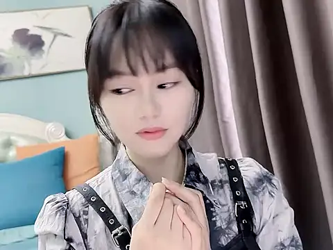 Snapshot of sarah111 chatting on 09-09-25, 02:11 sarah111 online show from 09-09-25, 02:11