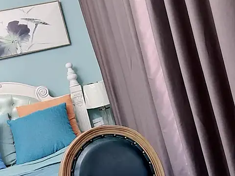 Snapshot of sarah111 chatting on 09-18-25, 02:13 sarah111 online show from 09-18-25, 02:13