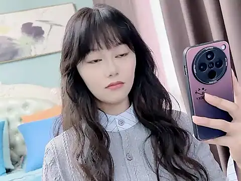 Snapshot of sarah111 chatting on 09-26-25, 02:15 sarah111 online show from 09-26-25, 02:15