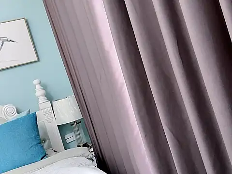 Snapshot of sarah111 chatting on 11-01-25, 02:35 sarah111 online show from 11-01-25, 02:35