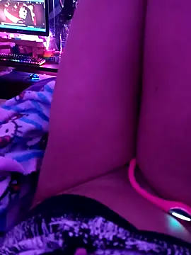 Ftm Bunny online show from 10-26-25, 07:25