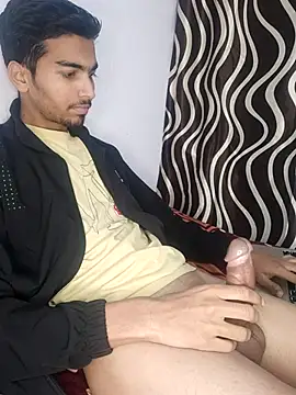 Snapshot of Sweetfucker_ chatting on 11-17-25, 08:09 Sweetfucker online show from 11-17-25, 08:09