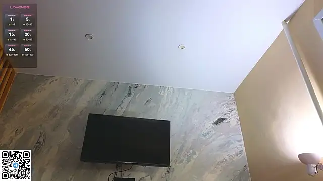 miss bubbles  online show from 11-03-25, 12:35