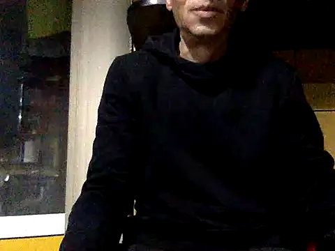 adiluci1 online show from 10-26-25, 02:50