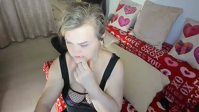 MildMature online show from 04-05-26, 08:39