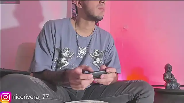 Snapshot of nico_rivera chatting on 10-18-25, 02:51 nico rivera online show from 10-18-25, 02:51