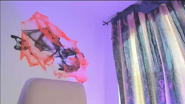 Snapshot of nico_rivera chatting on 10-27-25, 12:09 nico rivera online show from 10-27-25, 12:09