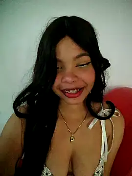 Snapshot of PamelaCullen chatting on 09-20-25, 03:46 PamelaCullen online show from 09-20-25, 03:46