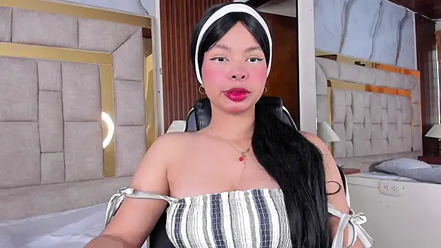 PamelaCullen online show from 12-01-25, 02:22