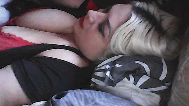 Snapshot of DianaCream chatting on 09-13-25, 06:02 DianaCream online show from 09-13-25, 06:02