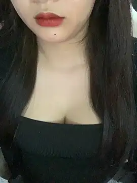 Linhtruong  online show from 11-20-25, 04:23