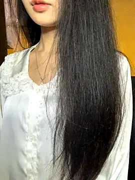 Nhinhi18 online show from 12-22-25, 03:20