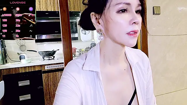 xinxinbabe online show from 12-22-25, 07:05