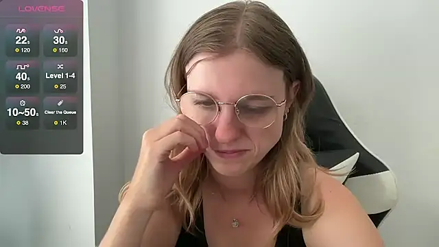 BustyKellyXXX online show from 09-19-25, 10:38