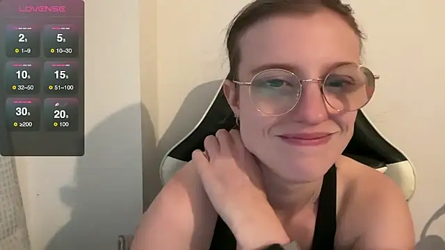 BustyKellyXXX online show from 12-17-25, 03:40