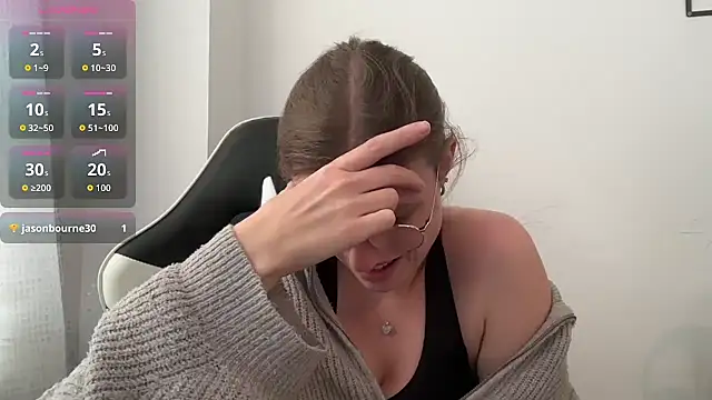 Snapshot of BustyKellyXXX chatting on 02-17-26, 01:29 BustyKellyXXX online show from 02-17-26, 01:29