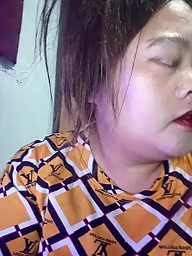 Snapshot of sweetbigtits19 chatting on 04-07-26, 10:05 sweetbigtits19 online show from 04-07-26, 10:05