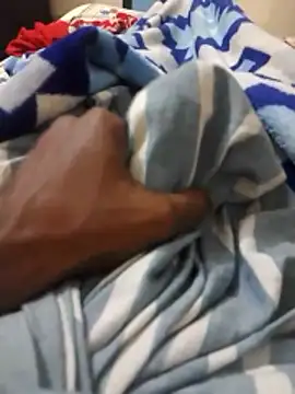 hotboybd0218 online show from 12-21-25, 03:52