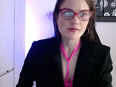 Snapshot of Camila-ventura chatting on 10-11-25, 02:15 Camila-ventura online show from 10-11-25, 02:15