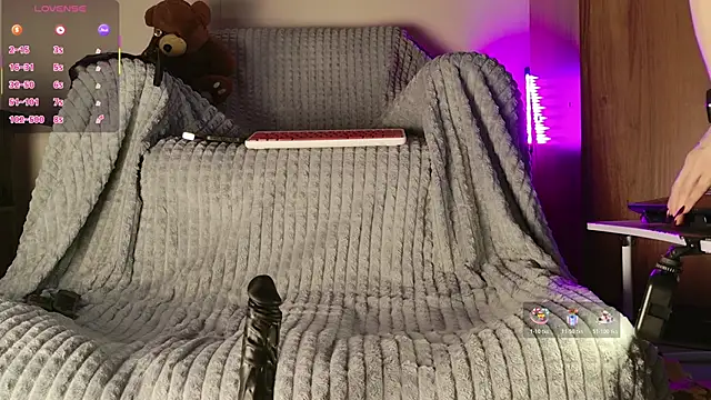 Rybka  G   online show from 11-07-25, 09:31