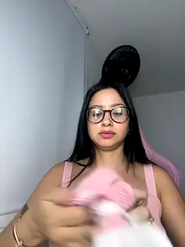 lucy grey25 online show from 11-14-25, 09:13