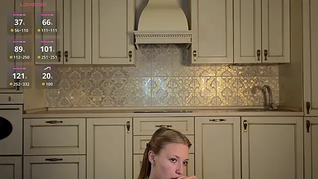 KatieFoulk online show from 09-15-25, 03:34