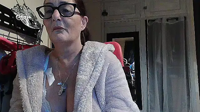 Snapshot of Mistress-Ivy51 chatting on 10-31-25, 06:47 Mistress-Ivy51 online show from 10-31-25, 06:47