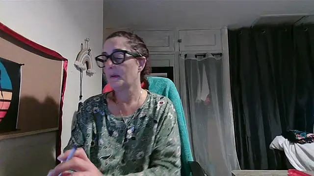 Snapshot of Mistress-Ivy51 chatting on 11-23-25, 06:13 Mistress-Ivy51 online show from 11-23-25, 06:13