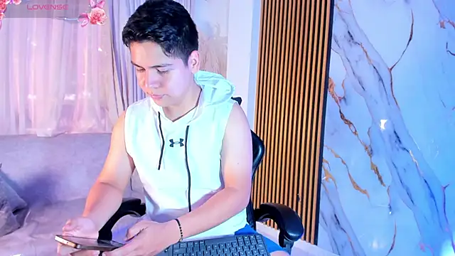 Asta Black online show from 10-11-25, 08:07