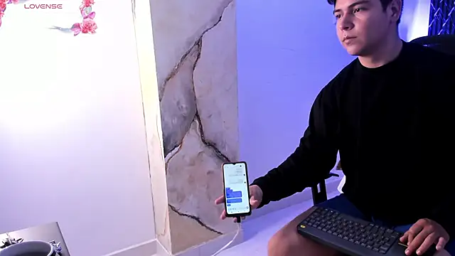 Asta Black online show from 11-23-25, 09:03