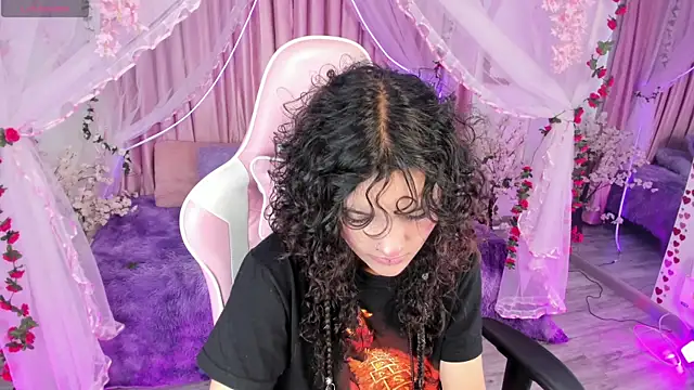 bunny curly online show from 09-15-25, 01:11