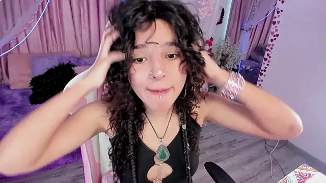 bunny curly online show from 09-19-25, 03:56