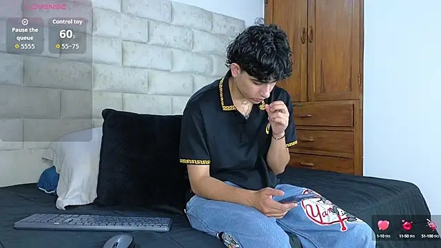Stiven Benet  online show from 09-26-25, 10:52
