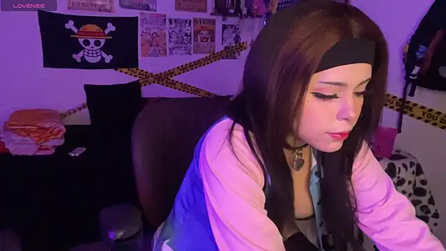 Snapshot of PixelKitty_ chatting on 11-24-25, 01:16 PixelKitty online show from 11-24-25, 01:16