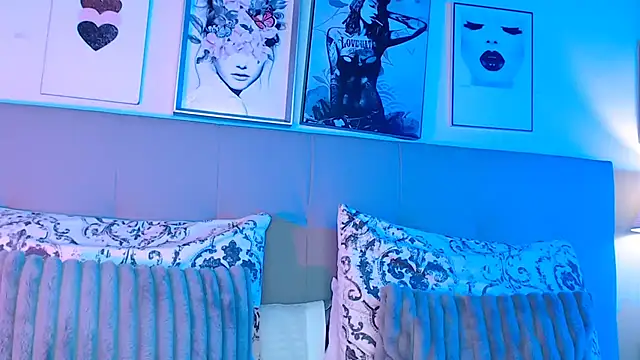 pocahontamoon online show from 04-15-26, 07:58