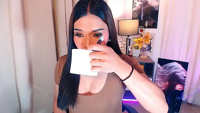 Ubanescka online show from 12-17-25, 01:00