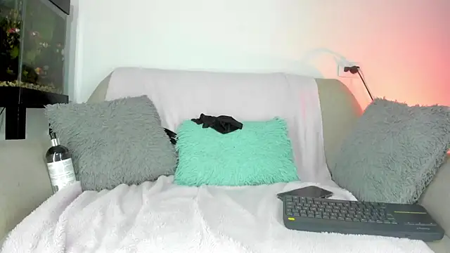 teo saenz online show from 10-14-25, 03:07