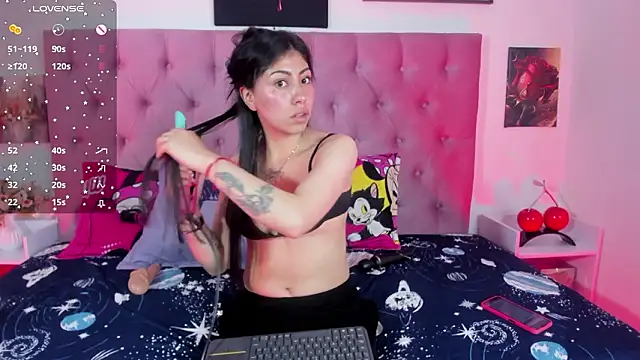 Snapshot of Aily_star chatting on 02-10-26, 04:49 Aily star online show from 02-10-26, 04:49