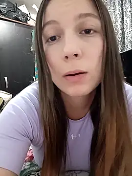 Arianna Moss online show from 10-20-25, 11:05