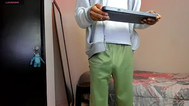 kenan 2601 online show from 10-21-25, 05:24