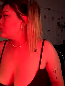 Dulceluz 420 online show from 10-17-25, 06:54